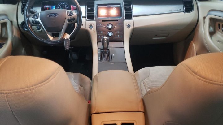 Ford TAURUS  2015