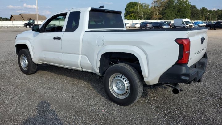 Toyota TACOMA  2024