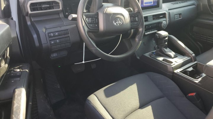 Toyota TACOMA  2024