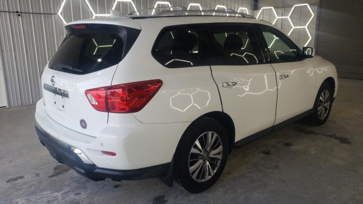 Nissan Pathfinder  2019