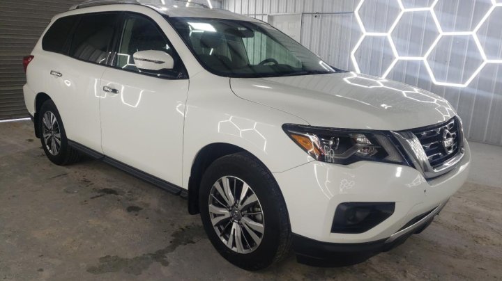 Nissan Pathfinder  2019