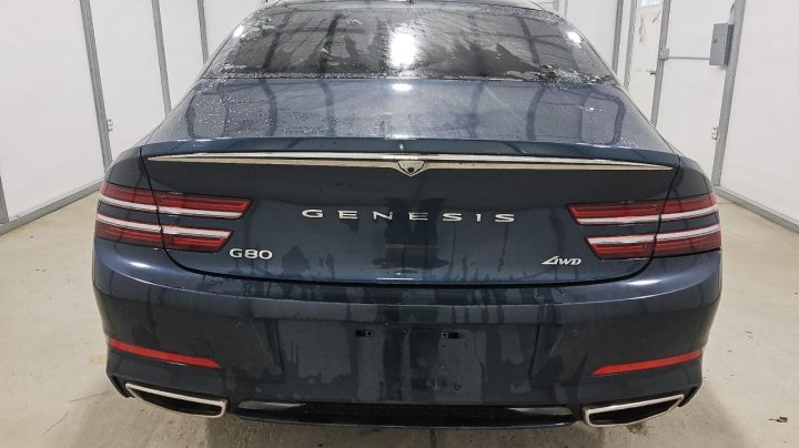 Genesis G80  2024