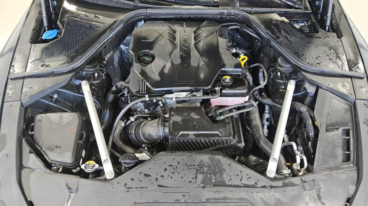 Genesis G80  2024