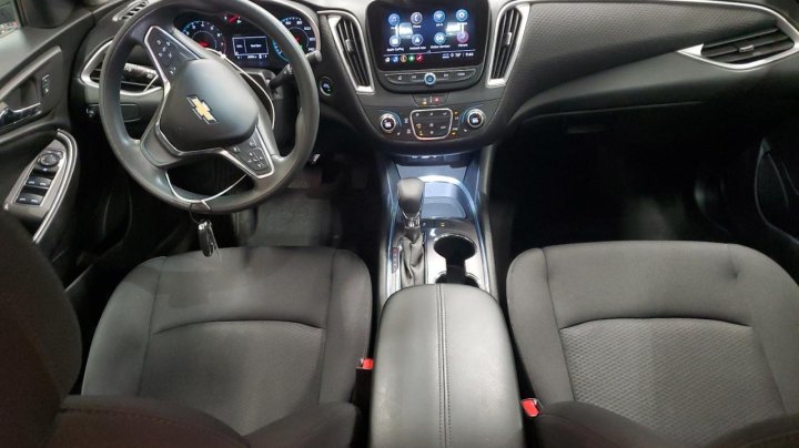 Chevrolet Malibu  2025