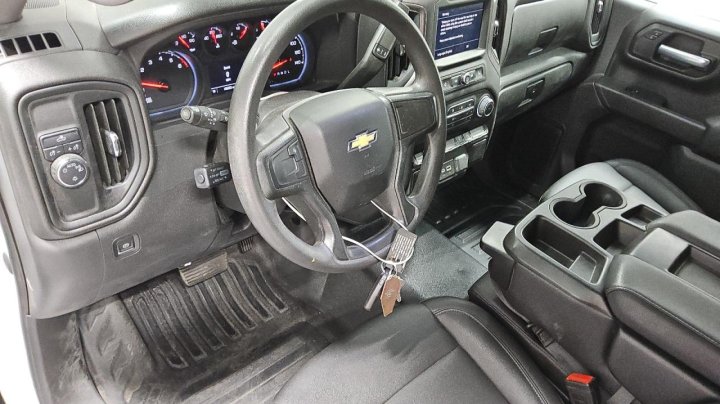Chevrolet Silverado  2023