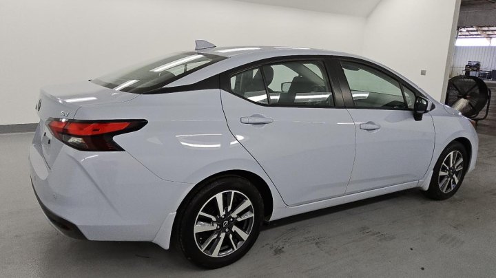 Nissan Versa  2024