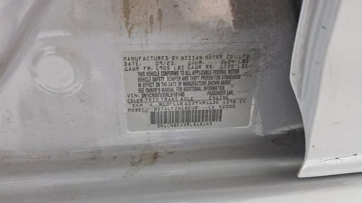 Nissan Versa  2024