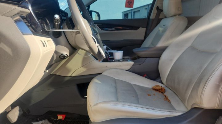 Cadillac XT6  2021