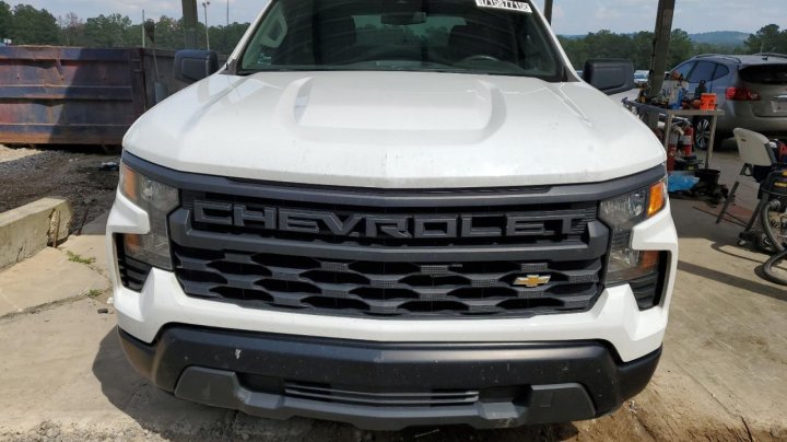 Chevrolet Silverado  2023