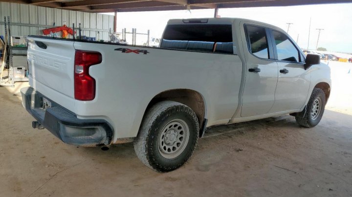 Chevrolet Silverado  2022
