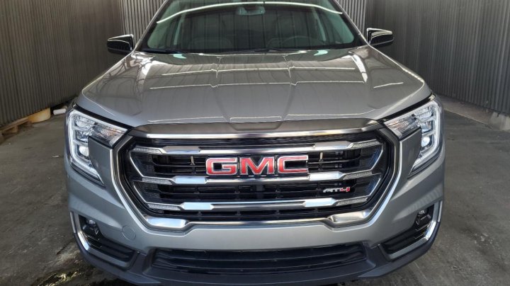 GMC TERRAIN  2023