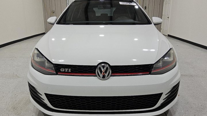 Volkswagen GTI  2015