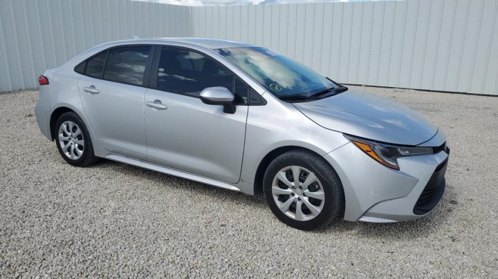 Toyota Corolla  2024