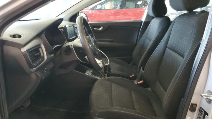 KIA RIO  2020