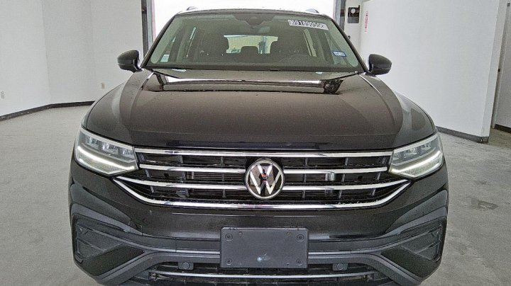 Volkswagen Tiguan  2023