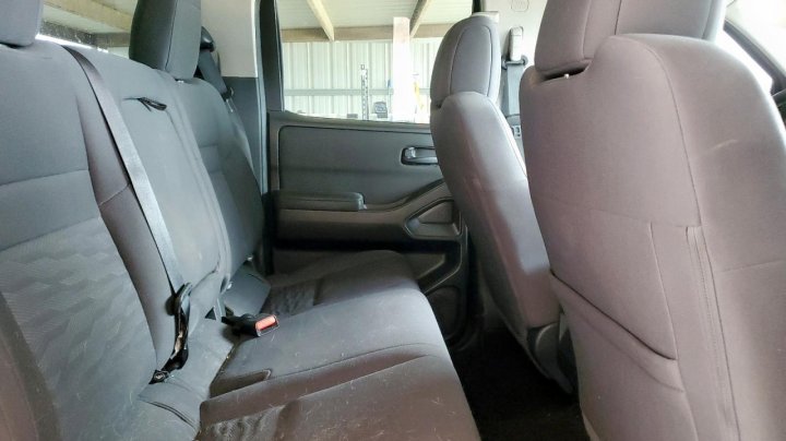 Nissan Frontier  2022