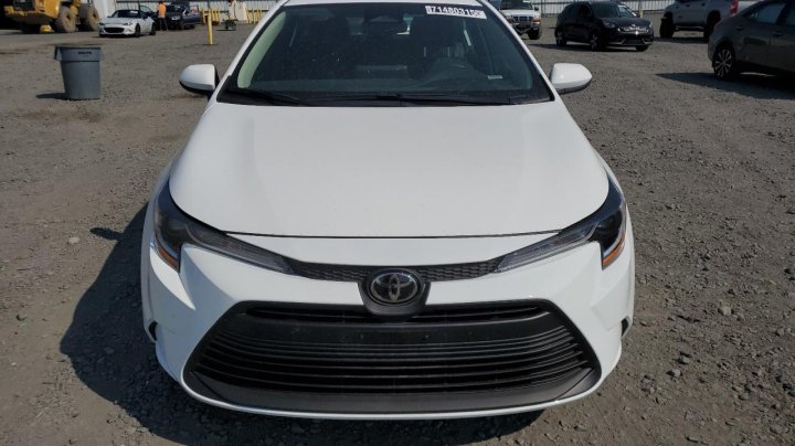 Toyota Corolla  2025