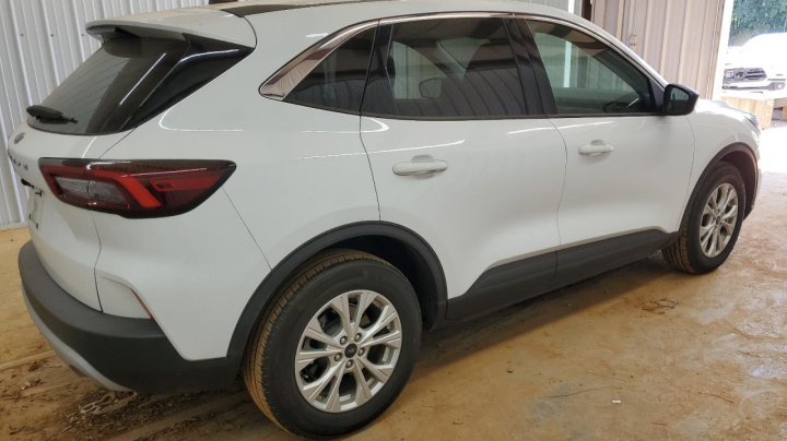 Ford Escape  2023