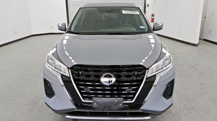 Nissan Kicks  2024