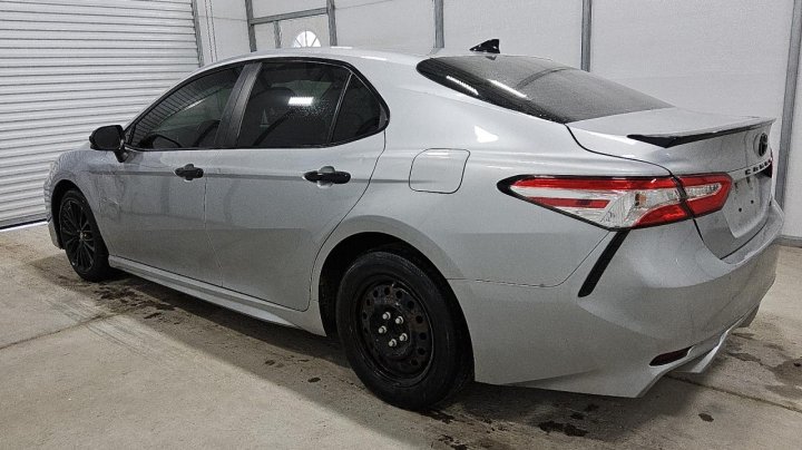 Toyota Camry  2020