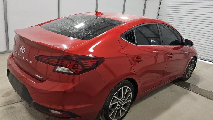 Hyundai Elantra SEL 2020