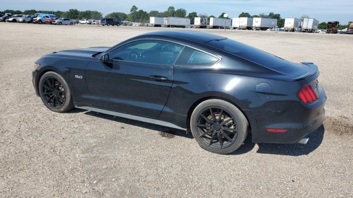 Ford MUSTANG GT 2017