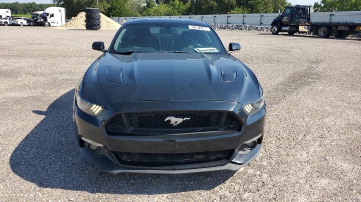 Ford MUSTANG GT 2017