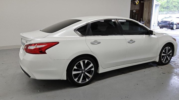 Nissan Altima 2.5 2016