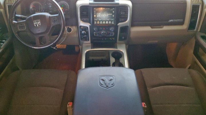RAM 1500 SLT 2017