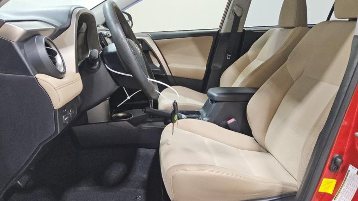 Toyota RAV4 XLE 2015