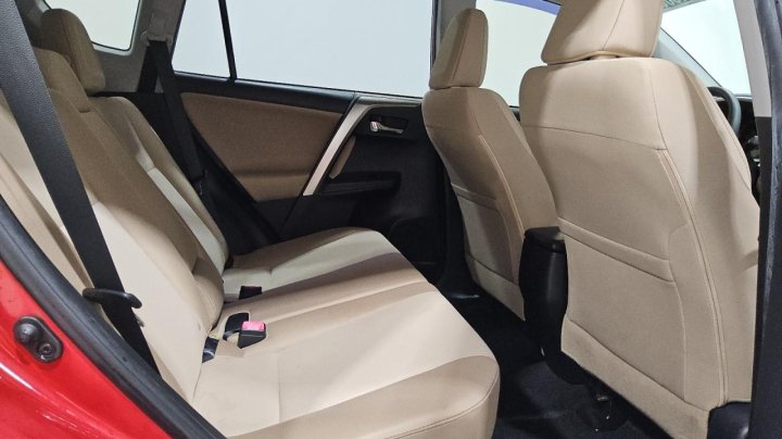 Toyota RAV4 XLE 2015