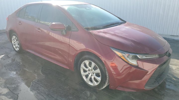 Toyota Corolla LE 2024