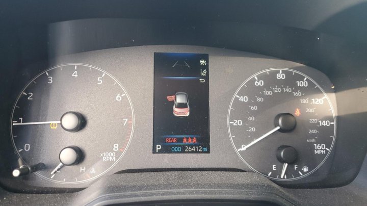 Toyota Corolla LE 2024