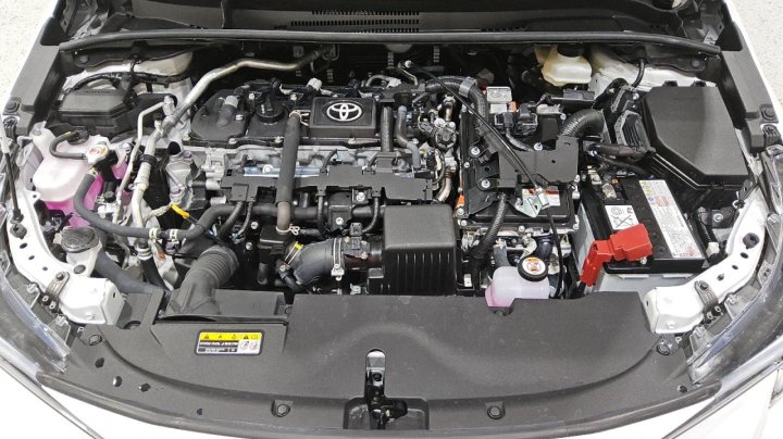 Toyota Corolla LE 2025