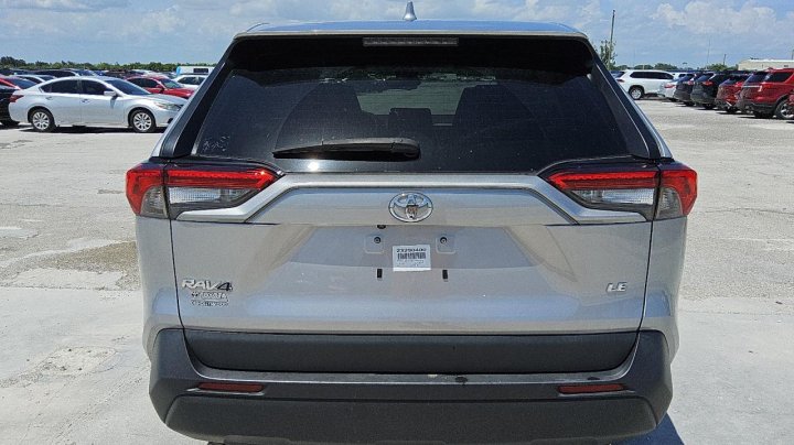 Toyota RAV4 LE 2023