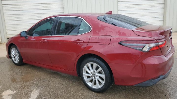 Toyota Camry LE 2021