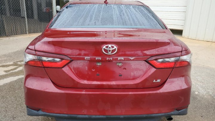 Toyota Camry LE 2021