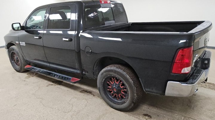 RAM 1500 SLT 2018
