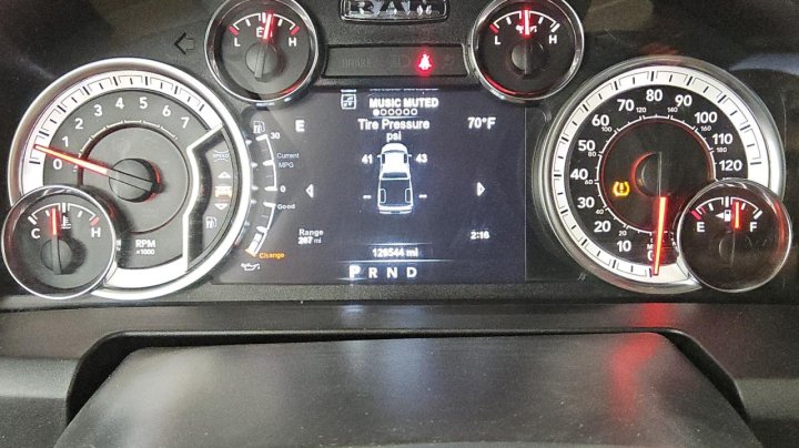 RAM 1500 SLT 2018