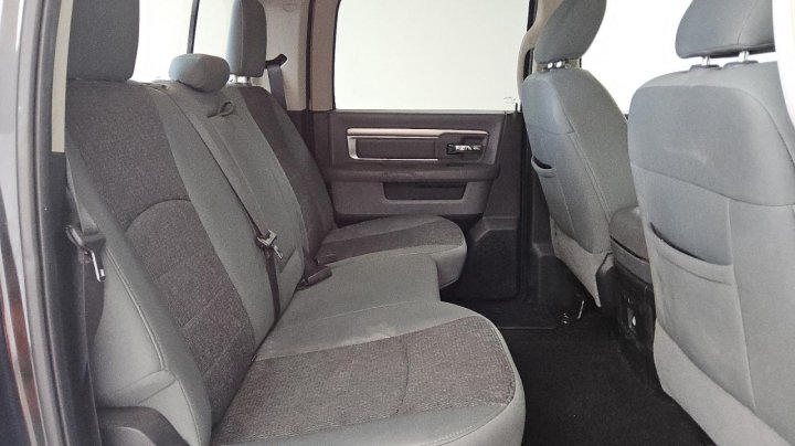 RAM 1500 SLT 2018