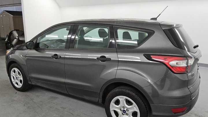 Ford Escape S 2017