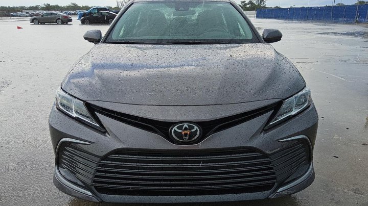 Toyota Camry LE 2023
