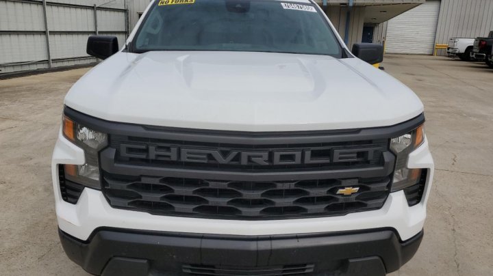 Chevrolet Silverado C1500 2023