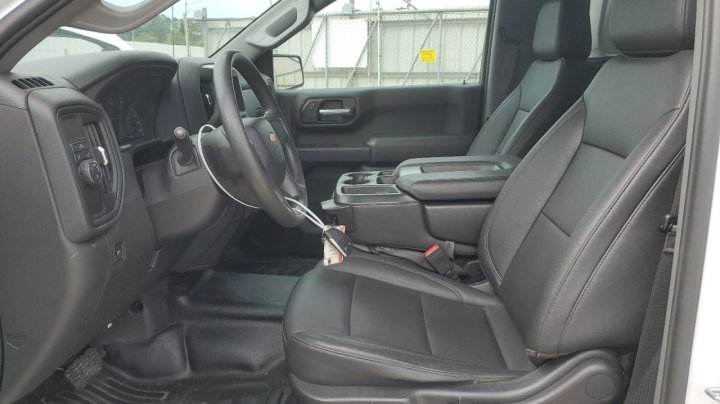 Chevrolet Silverado C1500 2023