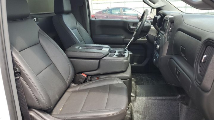 Chevrolet Silverado C1500 2023