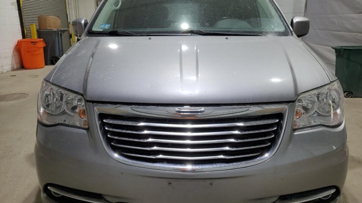 CHRYSLER TOWN & COUNTRY TOURING 2016