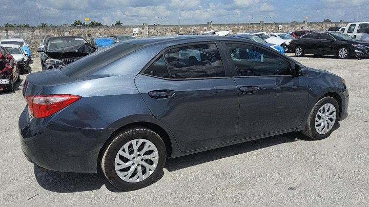 Toyota Corolla L 2019