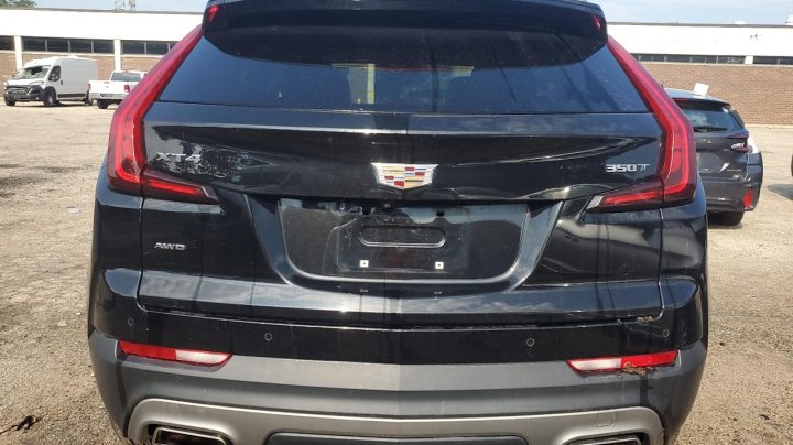 Cadillac XT4 PREMIUM LUXURY 2022