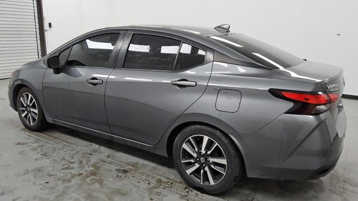 Nissan Versa SV 2021
