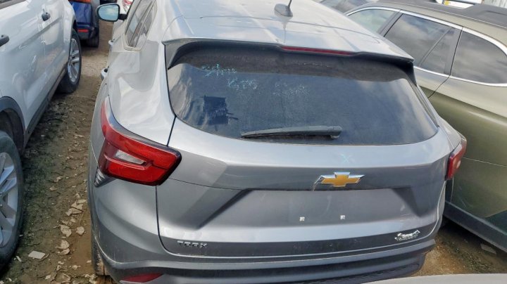 Chevrolet Trax LS 2024